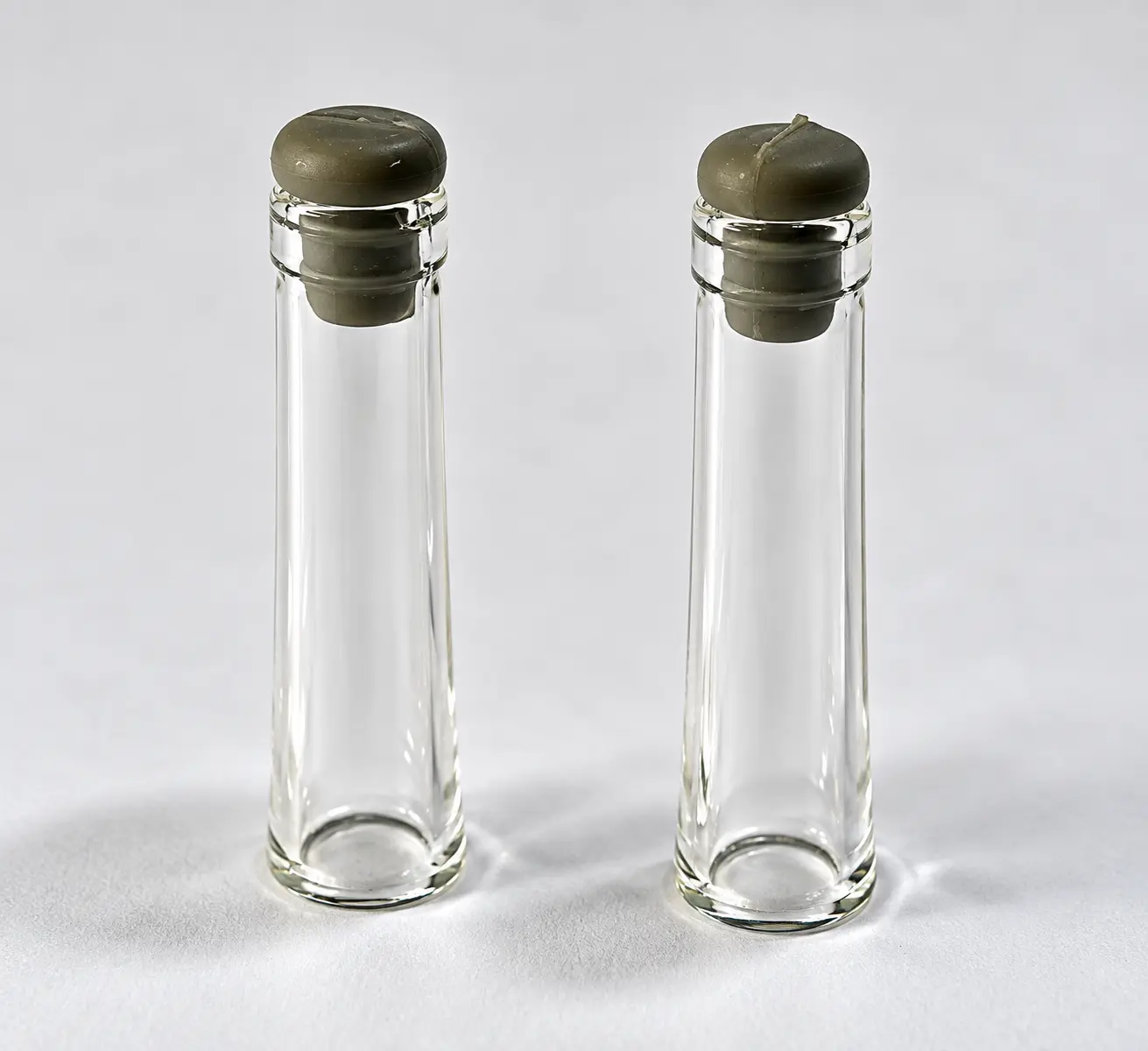 RollCrystals Cork Vault Duo glass pre-roll tips